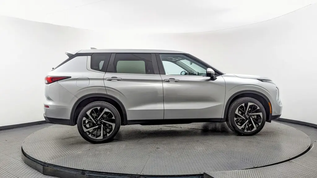 Florida Fine Cars - Used MITSUBISHI OUTLANDER 2024 MIAMI SE