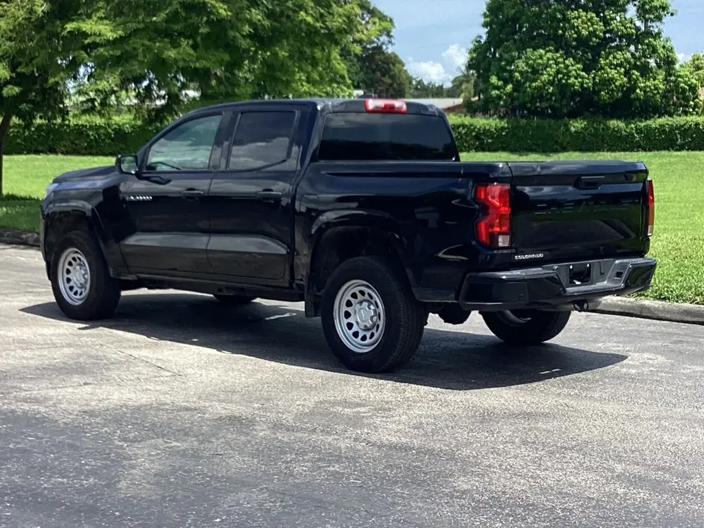 2024 Chevrolet Colorado Work Truck photo 4