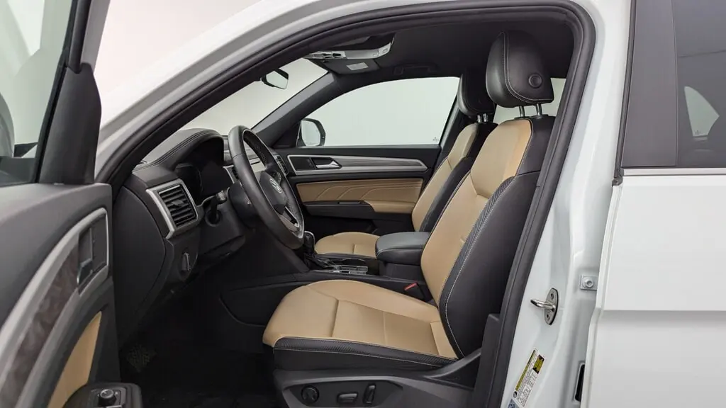 Florida Fine Cars - Used VOLKSWAGEN ATLAS CROSS SPORT 2022 MIAMI 3.6L V6 SE W/TECHNOLOGY