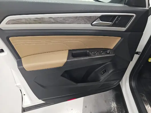 Florida Fine Cars - Used VOLKSWAGEN ATLAS CROSS SPORT 2022 MIAMI 3.6L V6 SE W/TECHNOLOGY