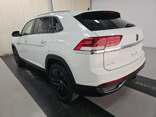 Florida Fine Cars - Used VOLKSWAGEN ATLAS CROSS SPORT 2022 MIAMI 3.6L V6 SE W/TECHNOLOGY