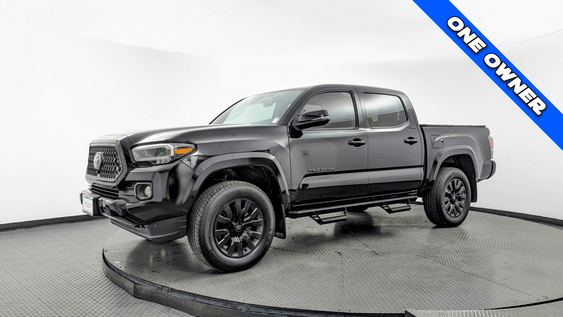 2022 Toyota Tacoma Limited's photo