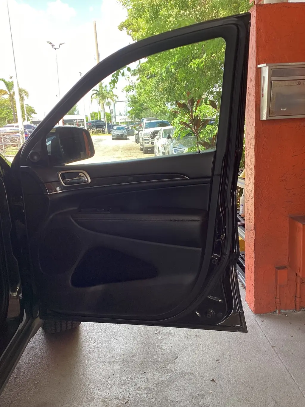 Florida Fine Cars - Used JEEP GRAND CHEROKEE 2013 MIAMI OVERLAND SUMMIT
