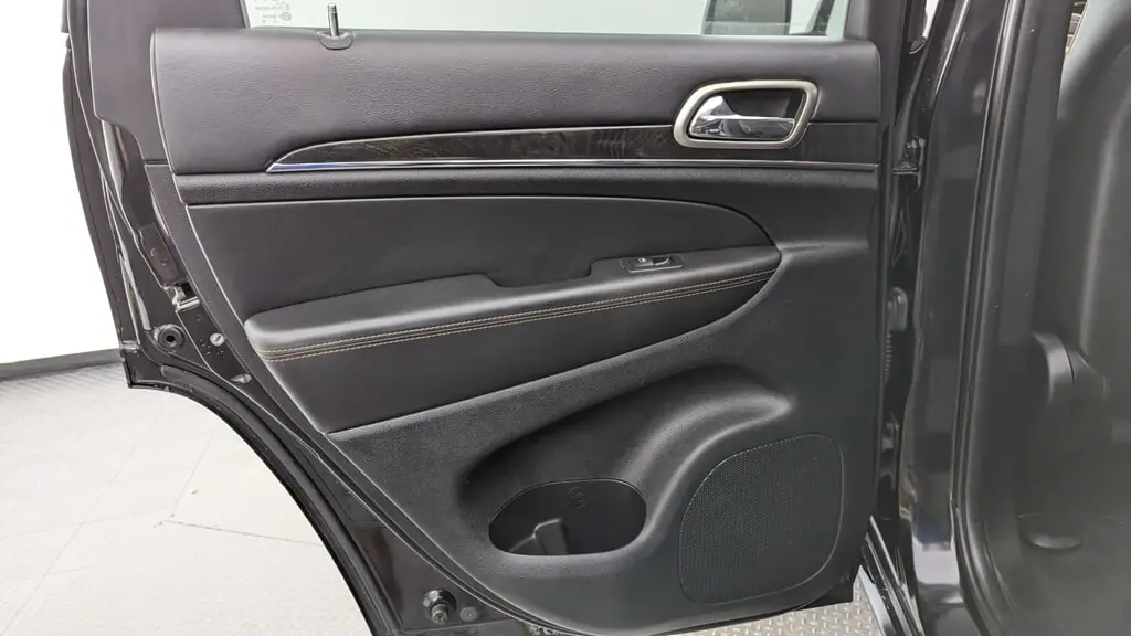Florida Fine Cars - Used JEEP GRAND CHEROKEE 2013 MIAMI OVERLAND SUMMIT