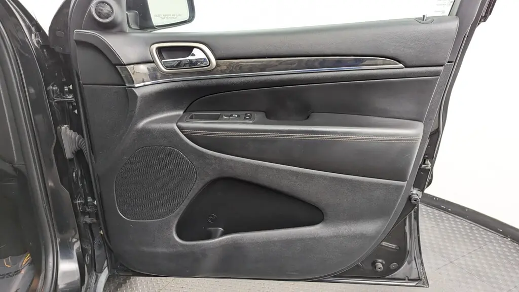 Florida Fine Cars - Used JEEP GRAND CHEROKEE 2013 MIAMI OVERLAND SUMMIT