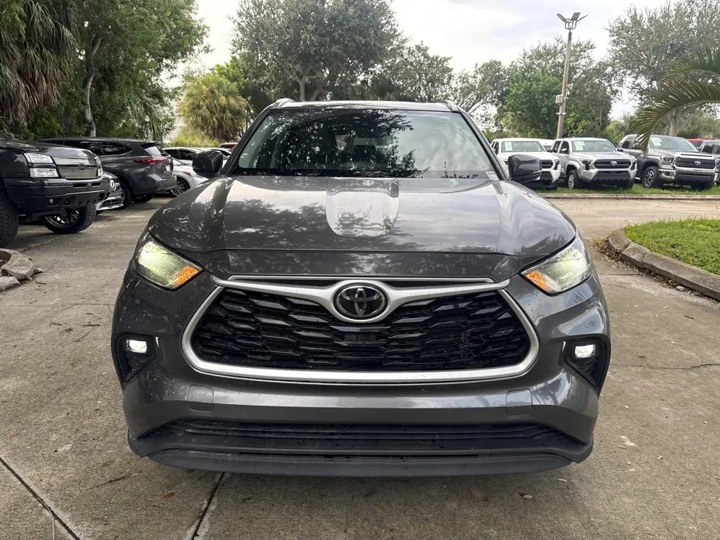 Florida Fine Cars - Used TOYOTA HIGHLANDER 2022 WEST PALM XLE