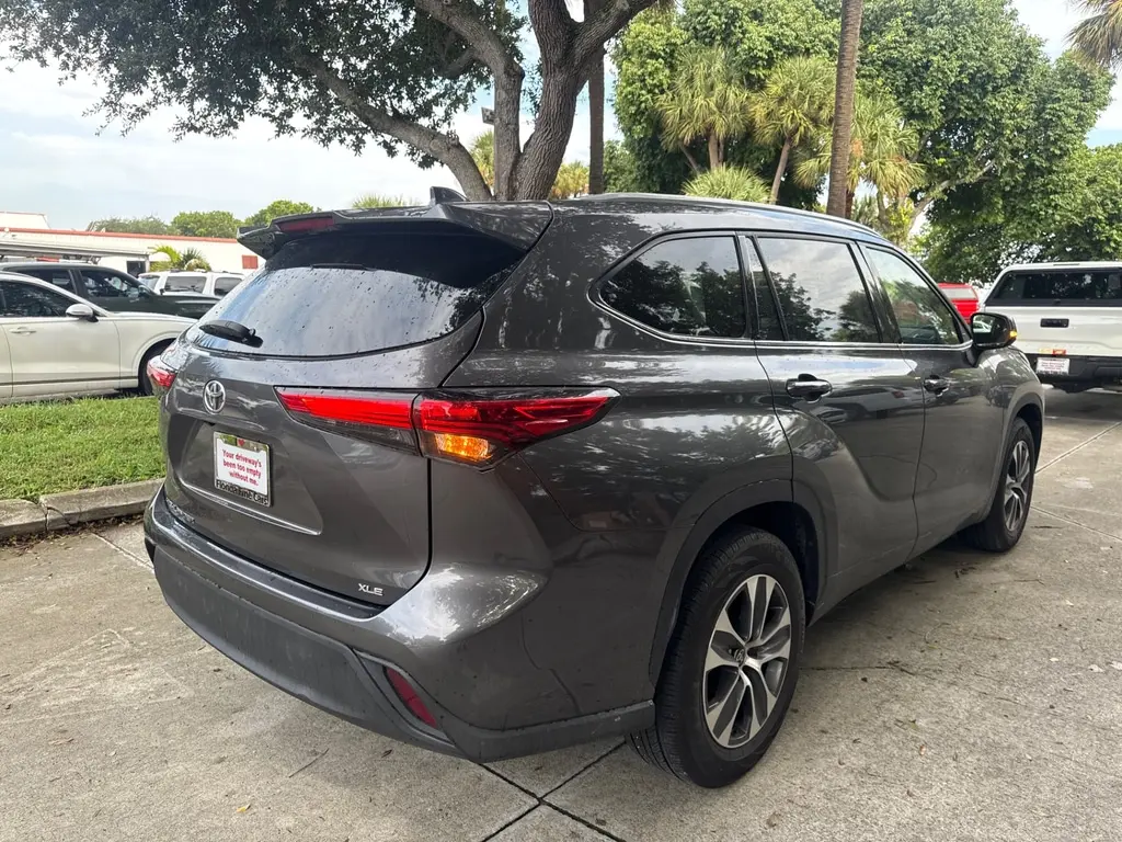 Florida Fine Cars - Used TOYOTA HIGHLANDER 2022 WEST PALM XLE