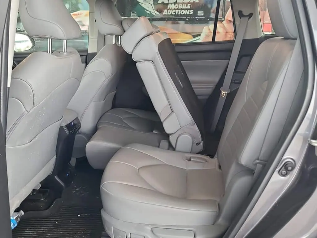 Florida Fine Cars - Used TOYOTA HIGHLANDER 2022 WEST PALM XLE
