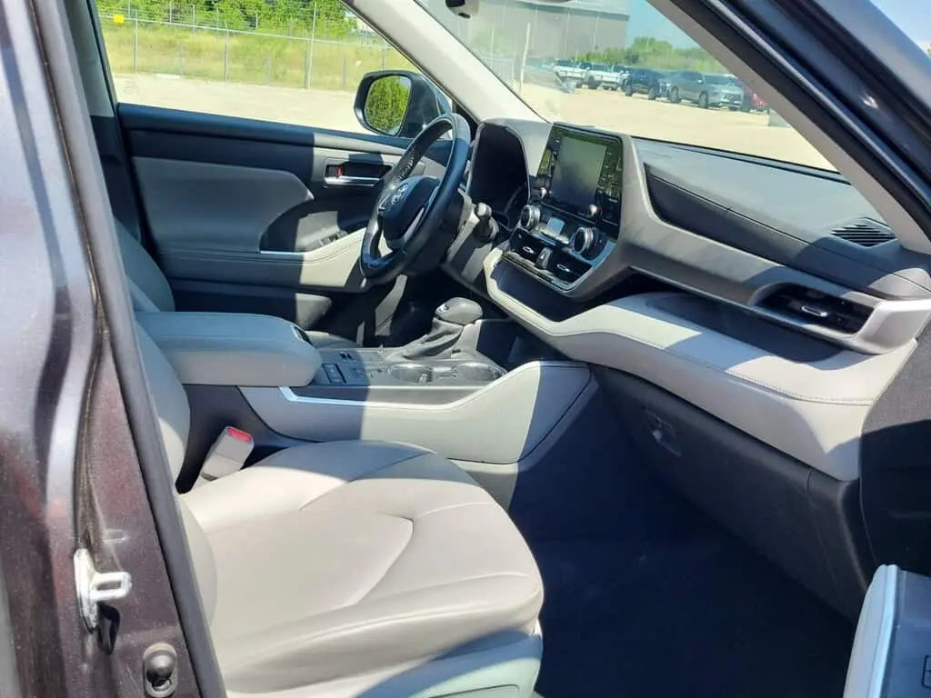 Florida Fine Cars - Used TOYOTA HIGHLANDER 2022 WEST PALM XLE