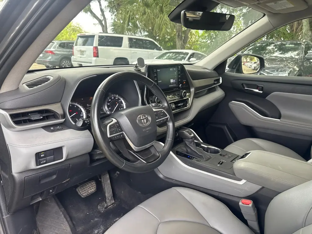 Florida Fine Cars - Used TOYOTA HIGHLANDER 2022 WEST PALM XLE