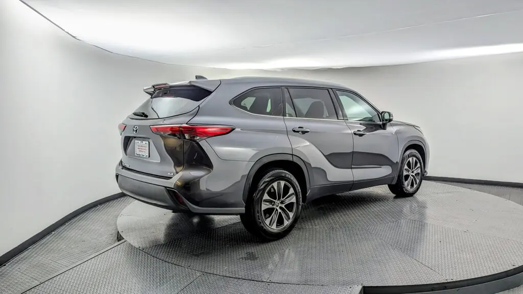 Florida Fine Cars - Used TOYOTA HIGHLANDER 2022 WEST PALM XLE