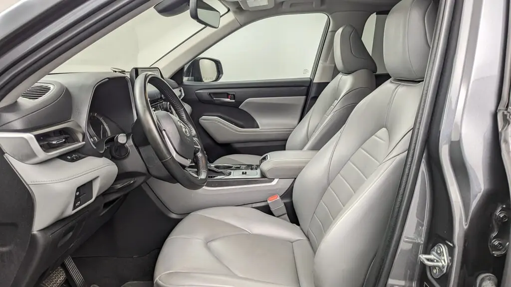 Florida Fine Cars - Used TOYOTA HIGHLANDER 2022 WEST PALM XLE