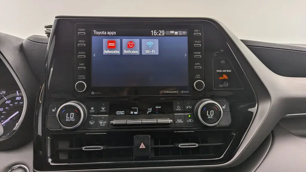 Florida Fine Cars - Used TOYOTA HIGHLANDER 2022 WEST PALM XLE