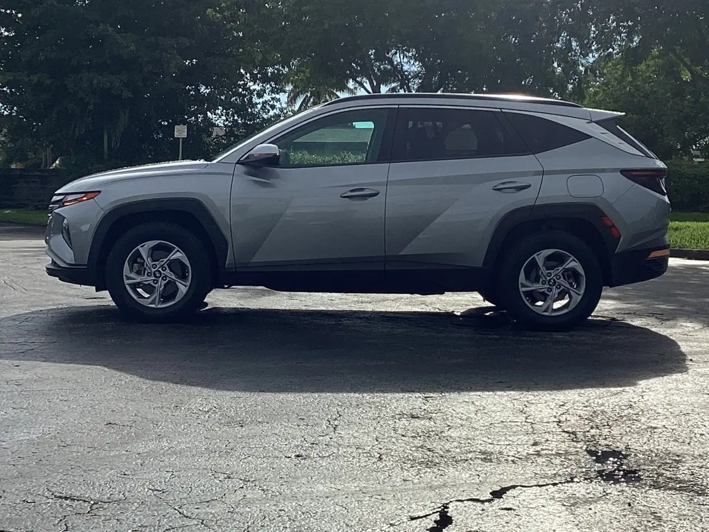 2022 Hyundai Tucson SEL photo 3