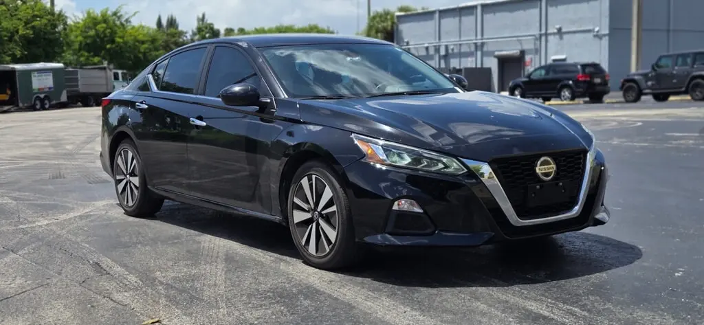 Florida Fine Cars - Used NISSAN ALTIMA 2021 MIAMI 2.5 SV
