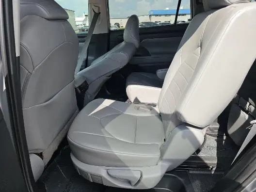 Florida Fine Cars - Used TOYOTA HIGHLANDER 2021 MARGATE XLE
