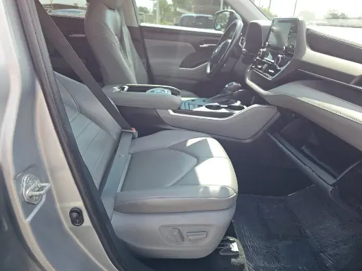 Florida Fine Cars - Used TOYOTA HIGHLANDER 2021 MARGATE XLE