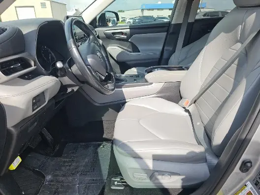 Florida Fine Cars - Used TOYOTA HIGHLANDER 2021 MARGATE XLE