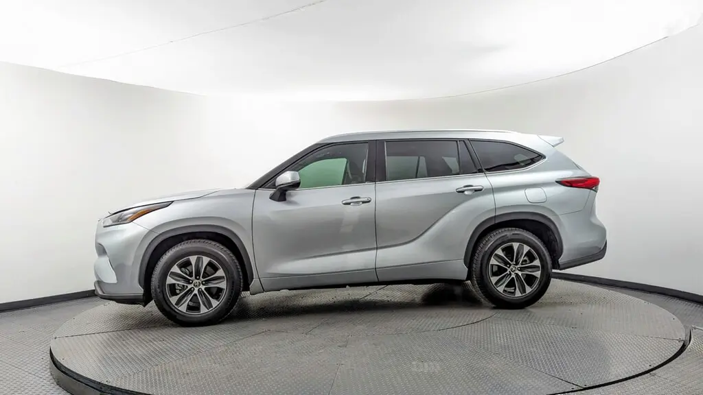 Florida Fine Cars - Used TOYOTA HIGHLANDER 2021 MARGATE XLE