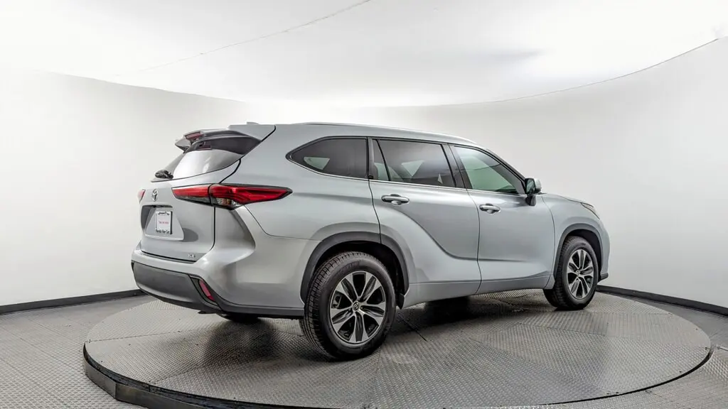 Florida Fine Cars - Used TOYOTA HIGHLANDER 2021 MARGATE XLE