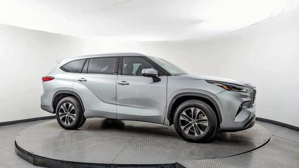 Florida Fine Cars - Used TOYOTA HIGHLANDER 2021 MARGATE XLE