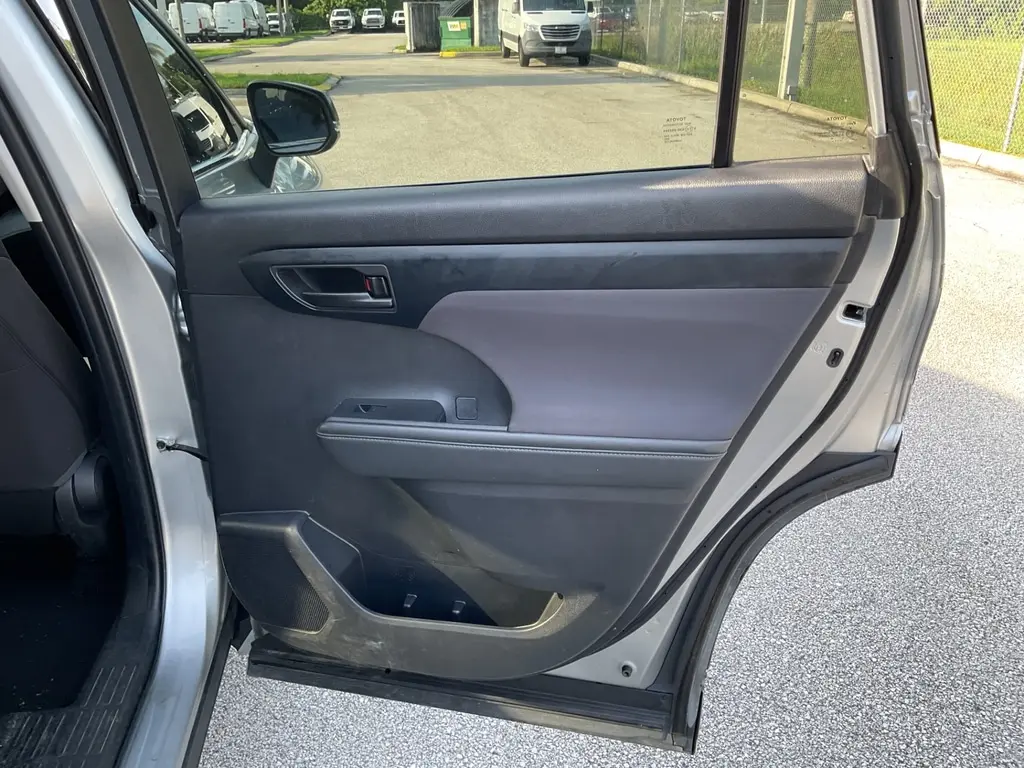 Florida Fine Cars - Used TOYOTA HIGHLANDER 2022 ORLANDO LE
