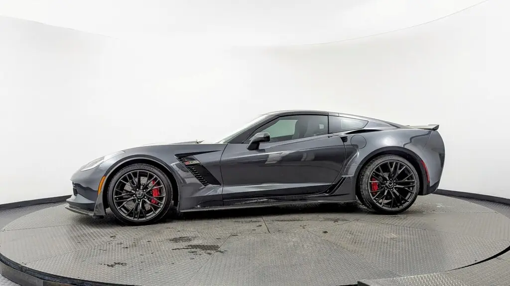 2018 Chevrolet Corvette Z06 1LZ photo 2