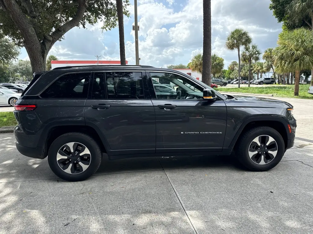Florida Fine Cars - Used JEEP GRAND CHEROKEE 4XE 2023 WEST PALM 