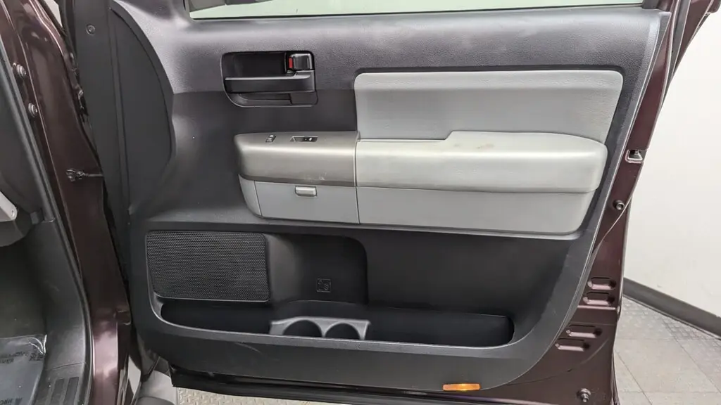 Florida Fine Cars - Used TOYOTA SEQUOIA 2016 MARGATE SR5