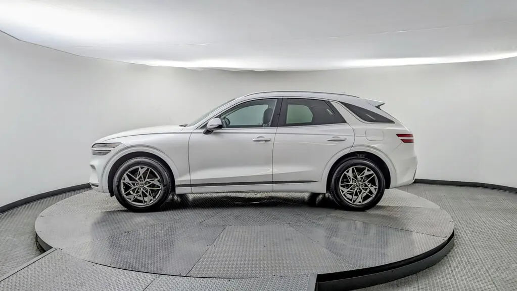2022 Genesis GV70 2.5T photo 2