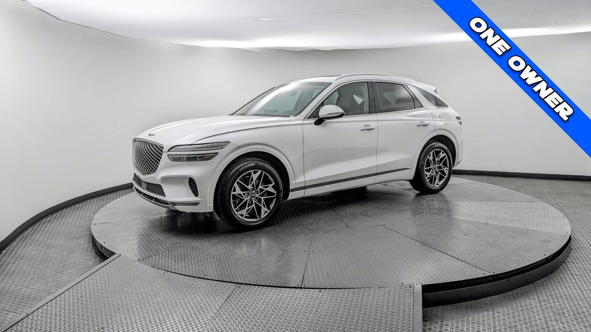 2022 GENESIS GV70 Standard