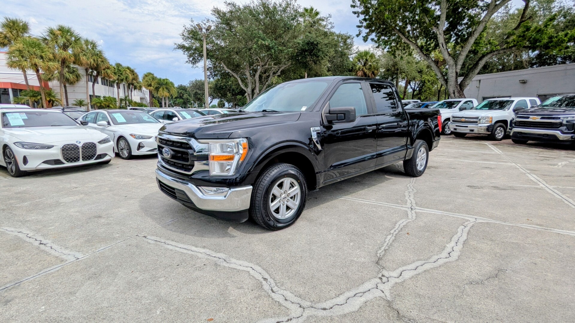 2021 Ford F-150 XLT's photo