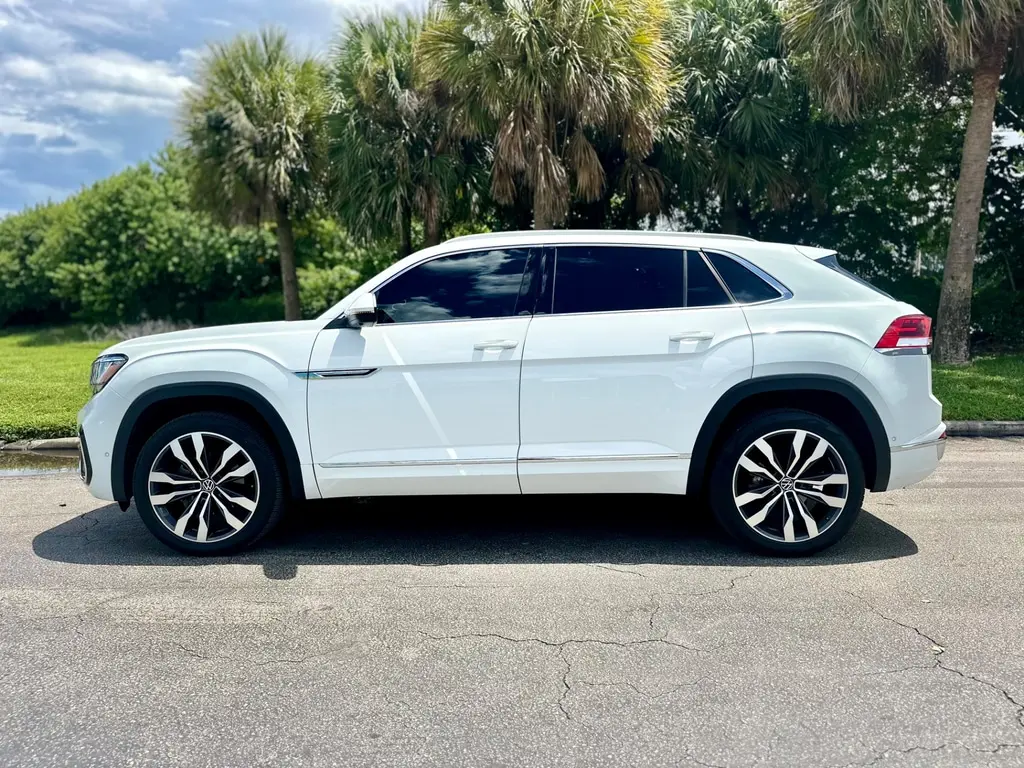 Florida Fine Cars - Used VOLKSWAGEN ATLAS CROSS SPORT 2021 WEST PALM 3.6L V6 SEL PREMIUM R-LINE