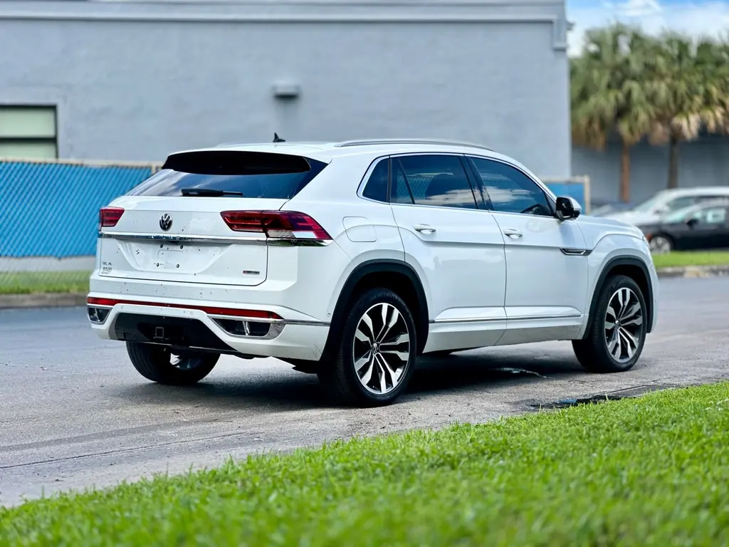 Florida Fine Cars - Used VOLKSWAGEN ATLAS CROSS SPORT 2021 WEST PALM 3.6L V6 SEL PREMIUM R-LINE