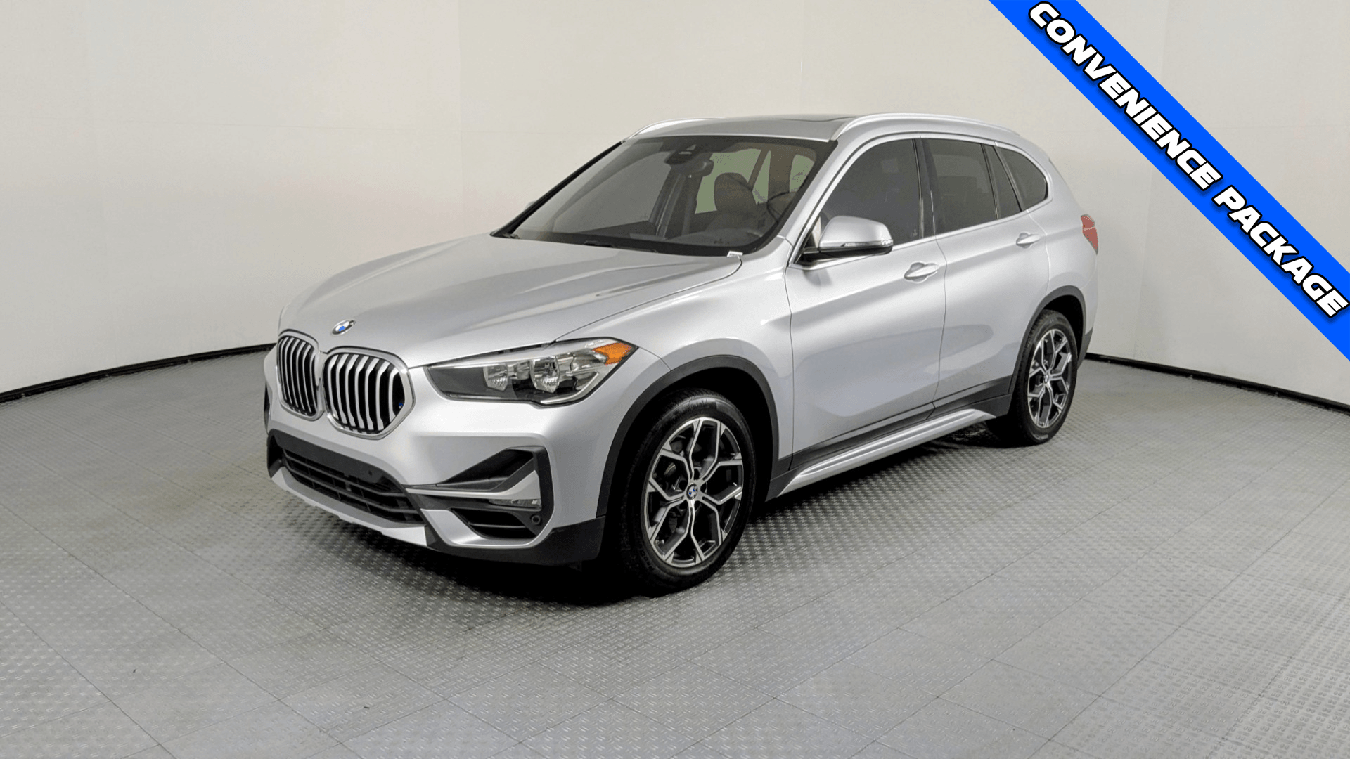 2020 BMW X1 28i's photo