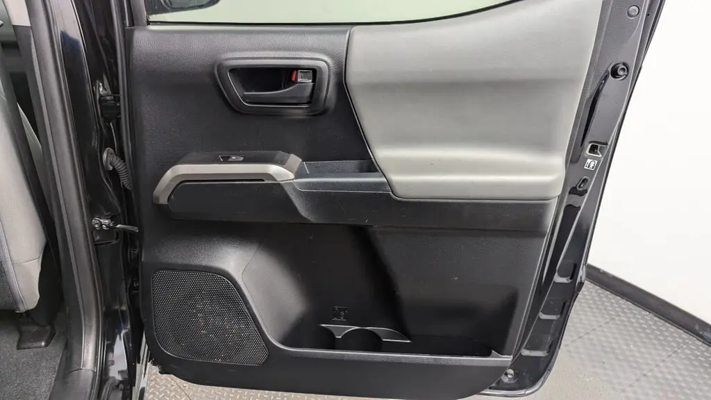Florida Fine Cars - Used TOYOTA TACOMA 2018 MIAMI SR5
