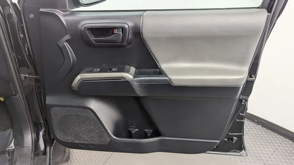 Florida Fine Cars - Used TOYOTA TACOMA 2018 MIAMI SR5