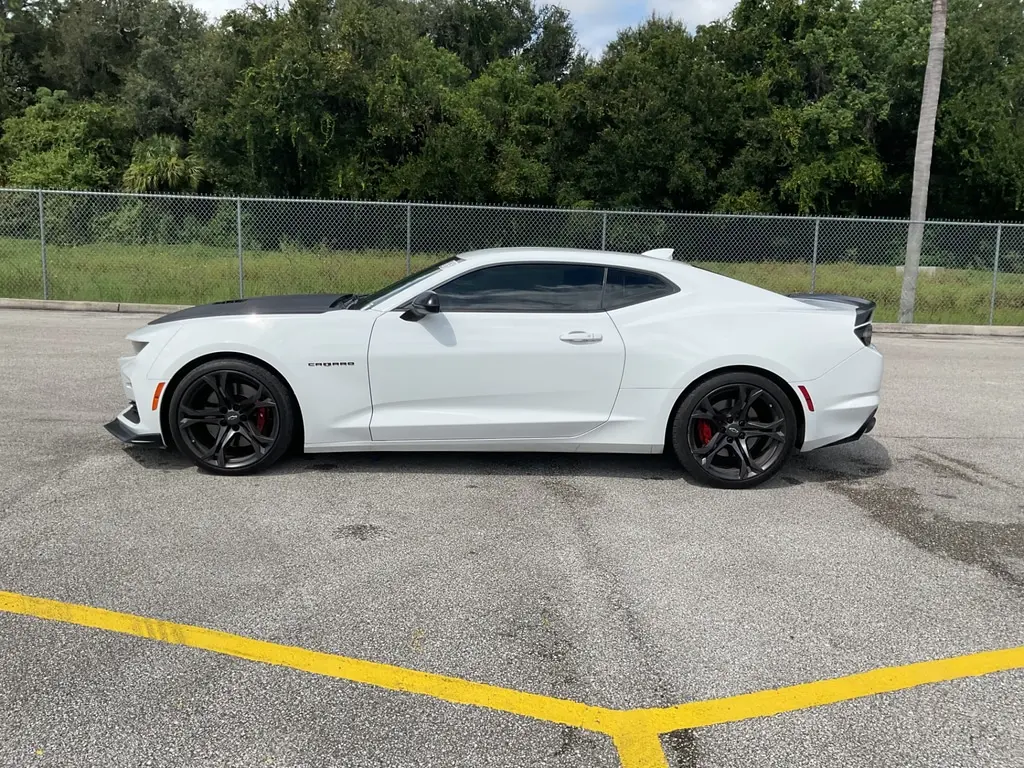 2023 Chevrolet Camaro 1SS photo 3