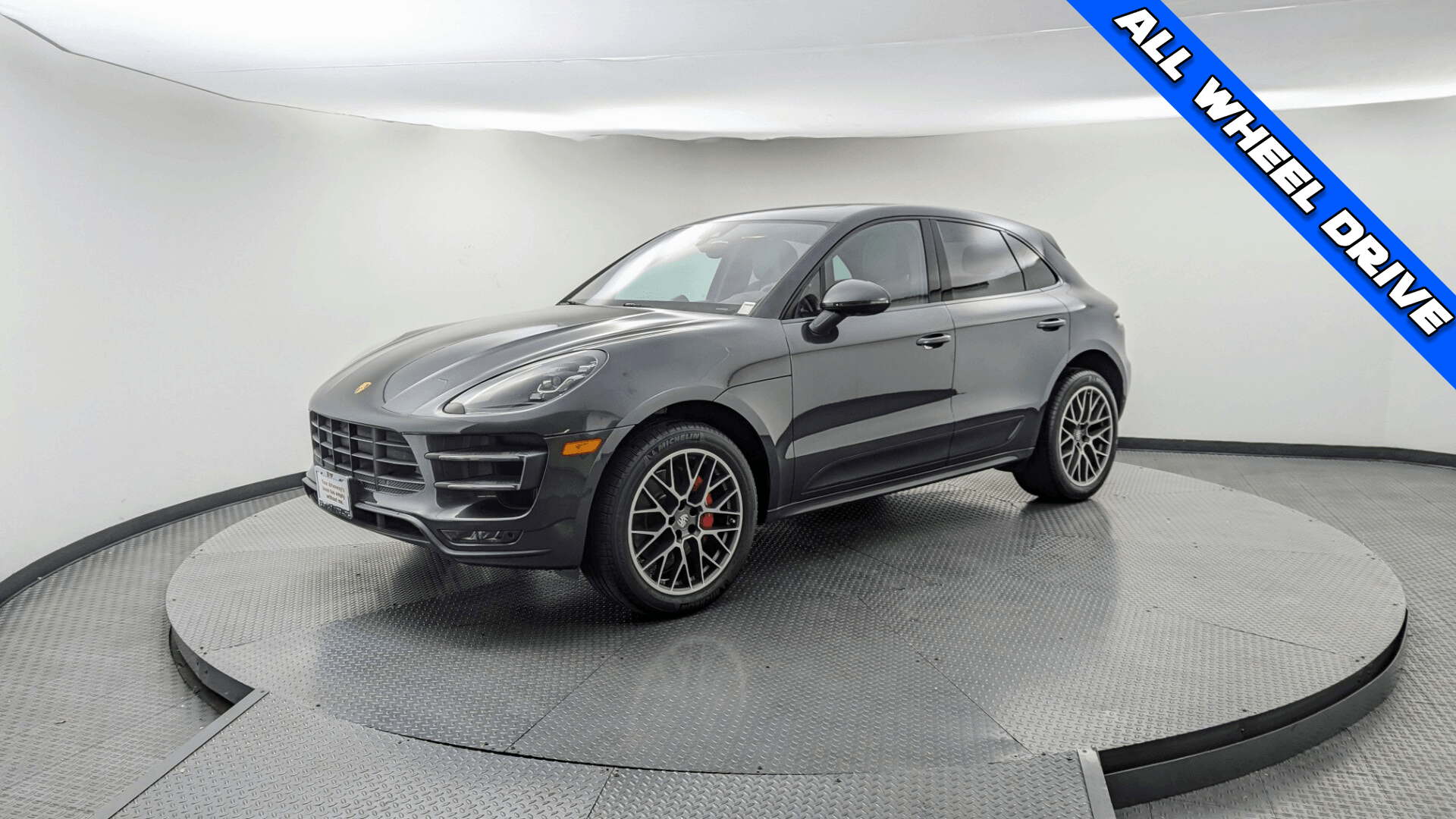 2018 Porsche Macan Turbo