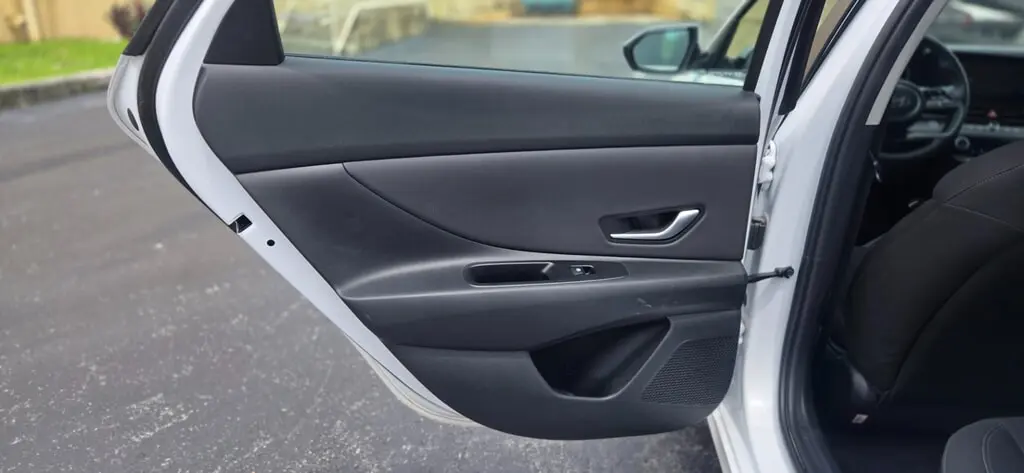 Florida Fine Cars - Used HYUNDAI ELANTRA 2025 WEST PALM SEL CONVENIENCE