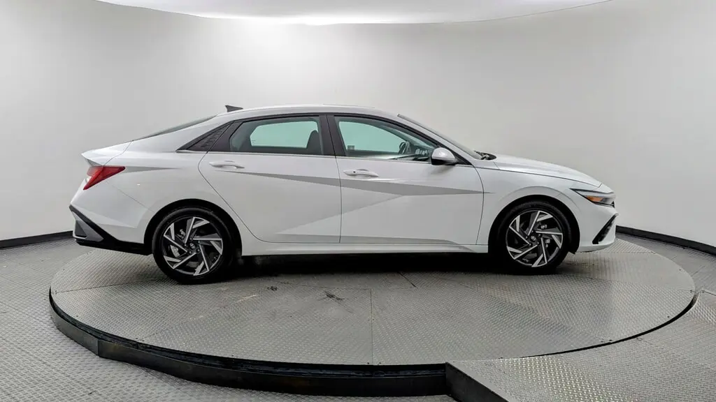 Florida Fine Cars - Used HYUNDAI ELANTRA 2025 WEST PALM SEL CONVENIENCE