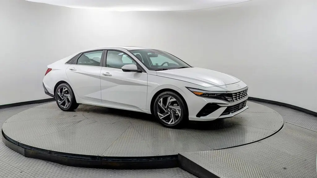 Florida Fine Cars - Used HYUNDAI ELANTRA 2025 WEST PALM SEL CONVENIENCE