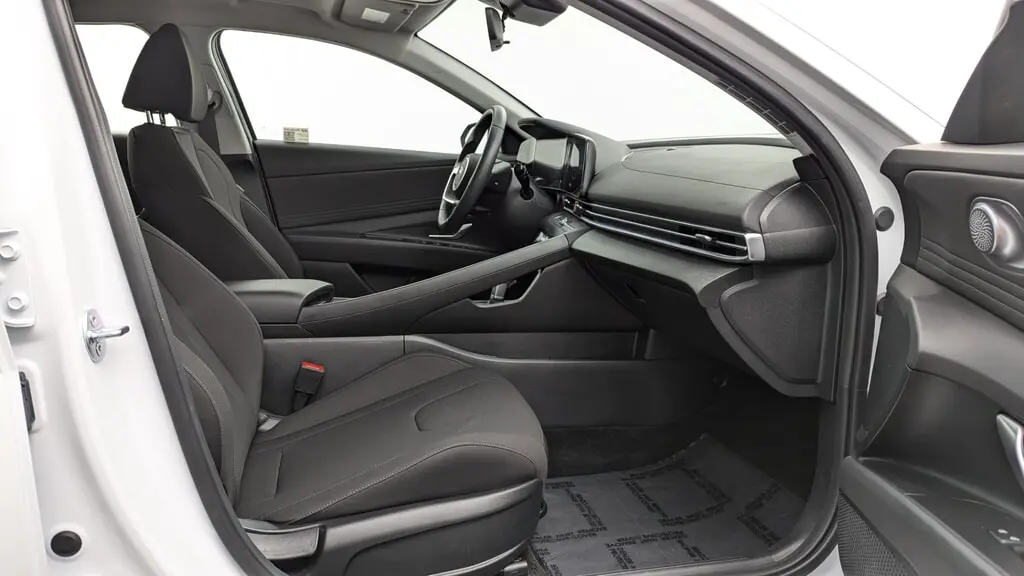 Florida Fine Cars - Used HYUNDAI ELANTRA 2025 WEST PALM SEL CONVENIENCE
