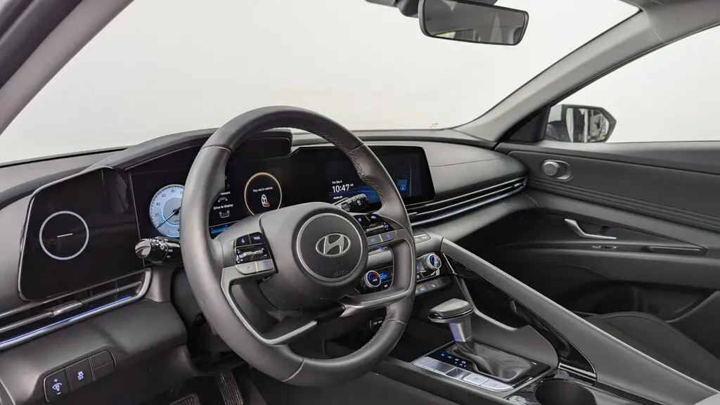 Florida Fine Cars - Used HYUNDAI ELANTRA 2025 WEST PALM SEL CONVENIENCE
