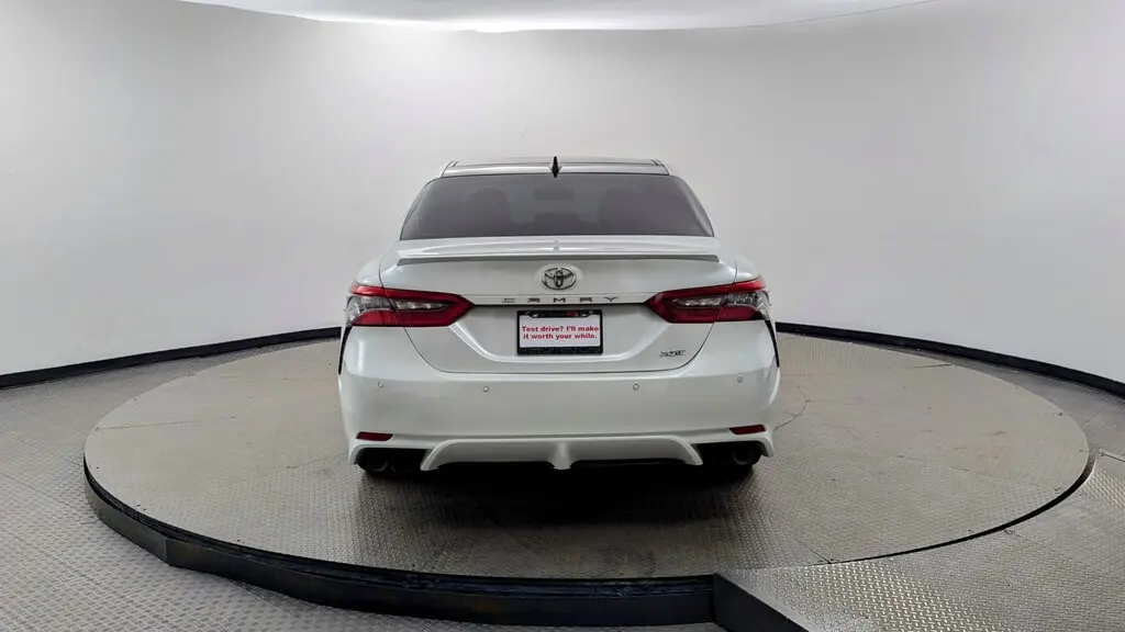 2023 Toyota Camry XSE V6 photo 4