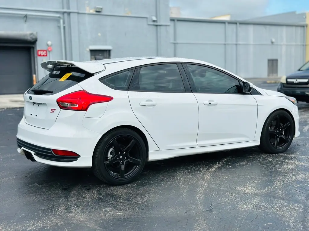 Florida Fine Cars - Used FORD FOCUS 2015 MARGATE ST