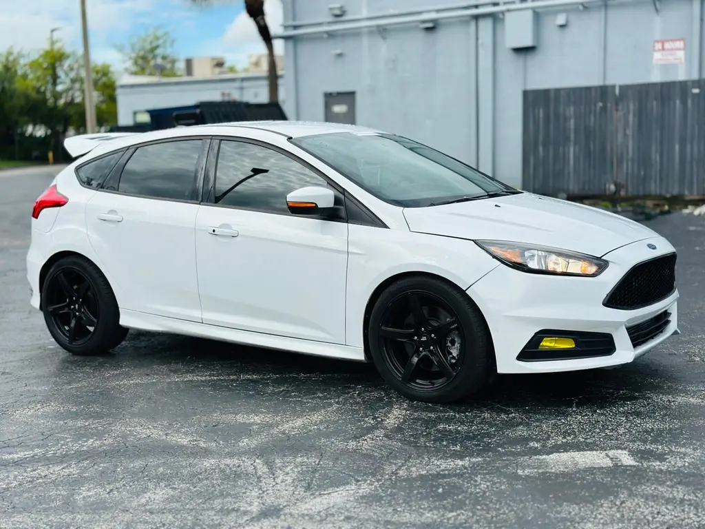 Florida Fine Cars - Used FORD FOCUS 2015 MARGATE ST