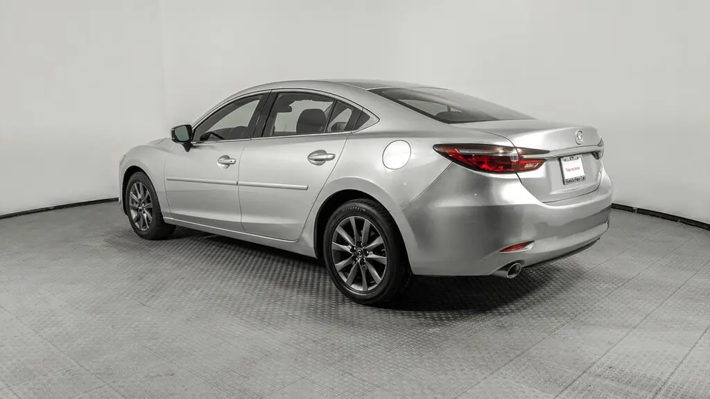 2018 Mazda Mazda6 Sport photo 3