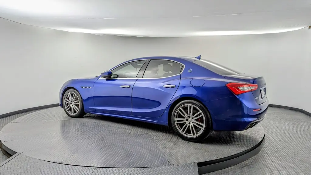 2019 Maserati Ghibli Q4 GranLusso photo 3