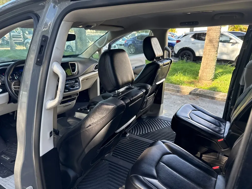 Florida Fine Cars - Used CHRYSLER PACIFICA 2022 WEST PALM TOURING L
